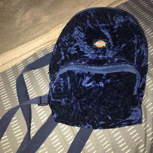 dickies crushed velvet mini backpack